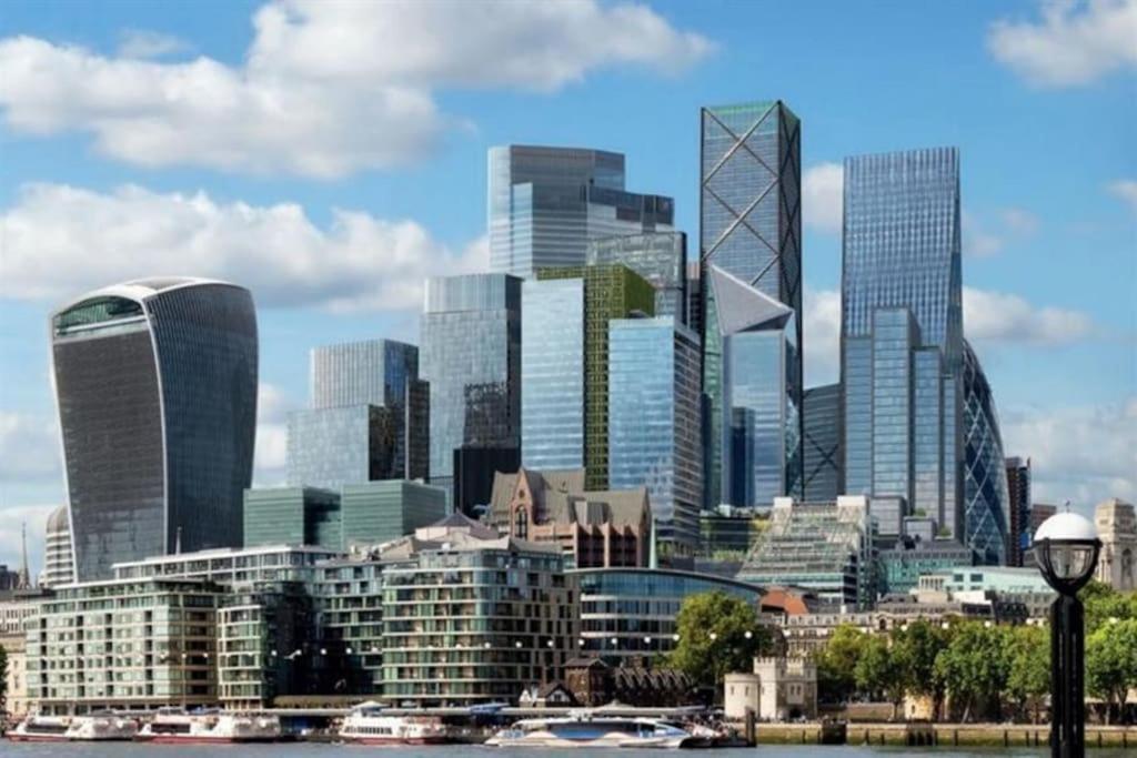 Central London Spacious Flat With 2 To 3 Bedrooms エクステリア 写真